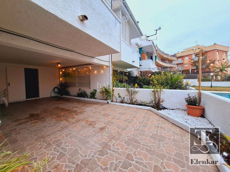 Foto 3faef72c-7f9c-4329-9dd8-9144d265e00f. Casa adossada amb calefacció aparcament piscina a Segur de Calafell