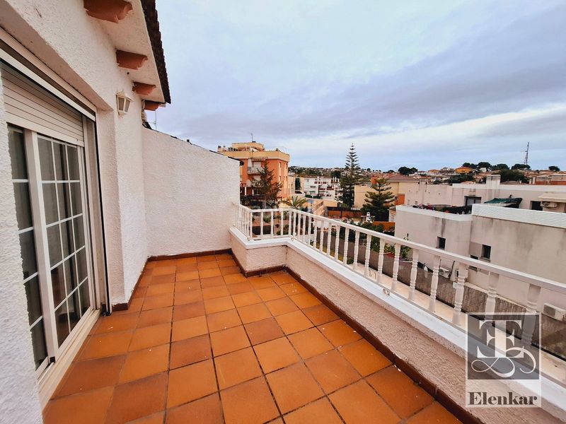 Foto 86a35c15-60f9-4cc4-9c48-823252003aba. Casa adossada amb calefacció aparcament piscina a Segur de Calafell