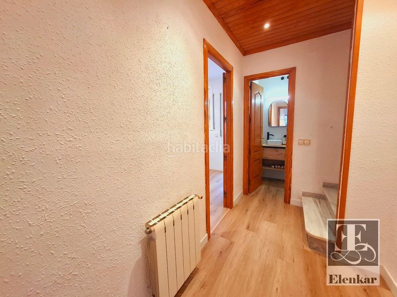 Foto f24fc6db-7d6c-4209-a0a4-1e74835993ca. Casa adossada amb calefacció aparcament piscina a Segur de Calafell