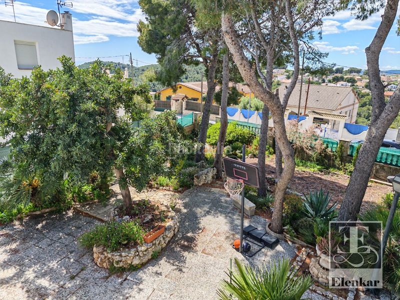 Foto 1a866084-a64f-4874-8d03-0b07340fc24e. Xalet amb calefacció aparcament piscina a Bellvei