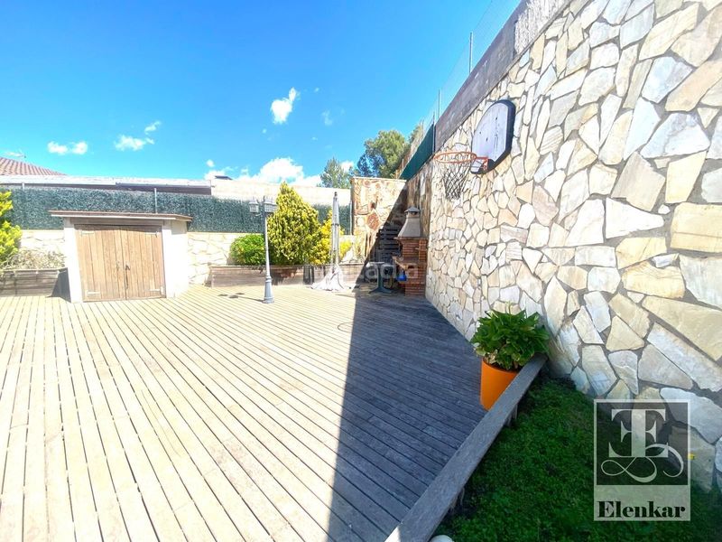 Foto 237f36ea-7791-4c4a-b17a-5fc1d7d8eb6c. Casa amb calefacció aparcament piscina a Valldemar-Montmar Segur de Calafell