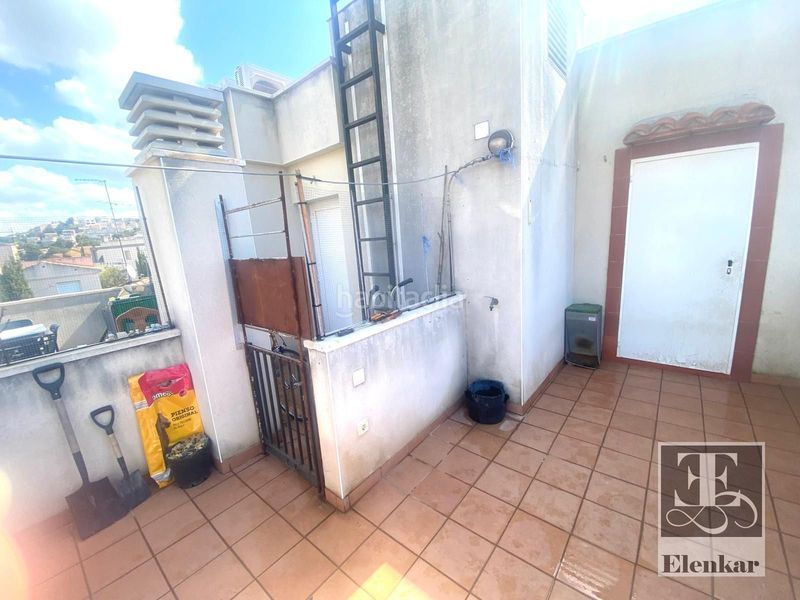 Foto ea66401a-1c28-4bf1-9510-9974f2a2cb64. Àtic amb aparcament piscina a Segur de Calafell nucli urbà Segur de Calafell