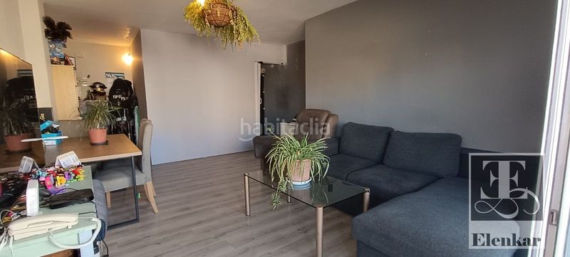 Foto c5e74004-49e4-458c-b6ef-b5eec8a17cb8. Pis amb aparcament a Segur de Calafell nucli urbà Segur de Calafell