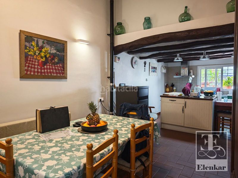 Foto 3b2542a3-d573-4697-a6ee-6c7dafd84277. Casa adossada a Llorenç del Penedès
