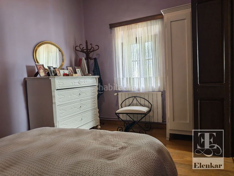 Foto 52c79d57-d664-48d7-98f5-3b2598ca94d6. Casa adossada a Llorenç del Penedès