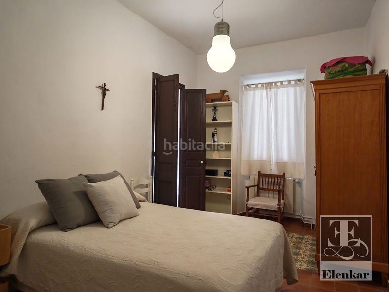 Foto fae81e16-9f7a-477d-b3e7-1f3422465208. Casa adossada a Llorenç del Penedès