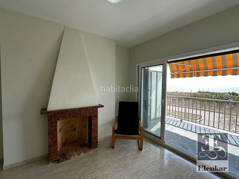 Foto 2f1ffe98-130c-48d7-99be-373ca7241cc1. Pis a Segur Platja Segur de Calafell