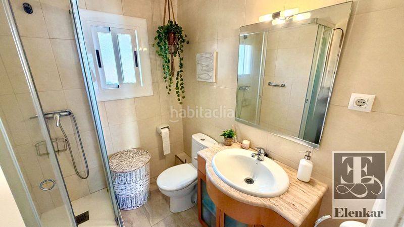 Foto c11be078-5e61-42b6-9a2b-5d3089a64a33. Àtic a Cunit residencial Cunit