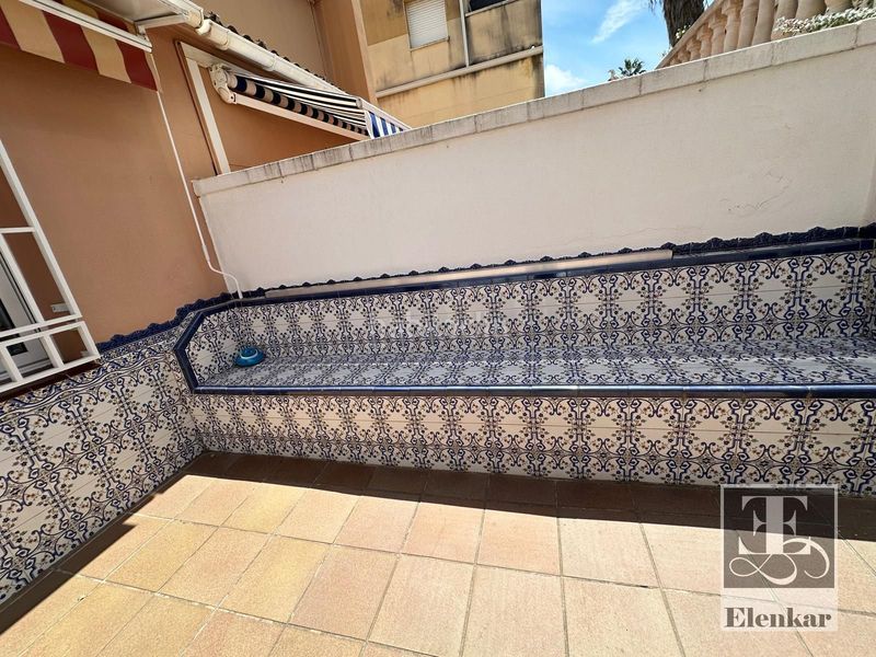 Foto 48ba02cd-ab41-4f7e-becc-9fbd2e8da19c. Casa amb aparcament a Segur de Calafell nucli urbà Segur de Calafell