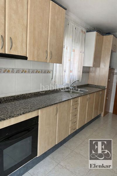 Foto 622e3243-f71f-44a4-b160-d580a0a6c036. Casa amb aparcament a Segur de Calafell nucli urbà Segur de Calafell
