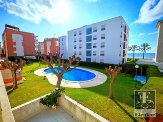 Appartement  Cossetania. Estupendo piso en la playa con piscina comunitaria