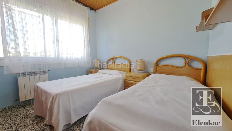 Foto bbfb4c93-9a98-4bd8-bd26-42aab84d7857. Casa amb aparcament a Bellamar Calafell