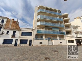 Flat  Maritim sant joan de deu. Gran piso frontal al mar en calafell, trajo de lespineta
