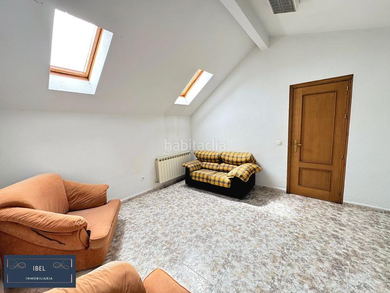 Foto 757b8d71-c123-4c8a-a4fa-784aabdcc193. Duplex con riscaldamento in Casar (El)