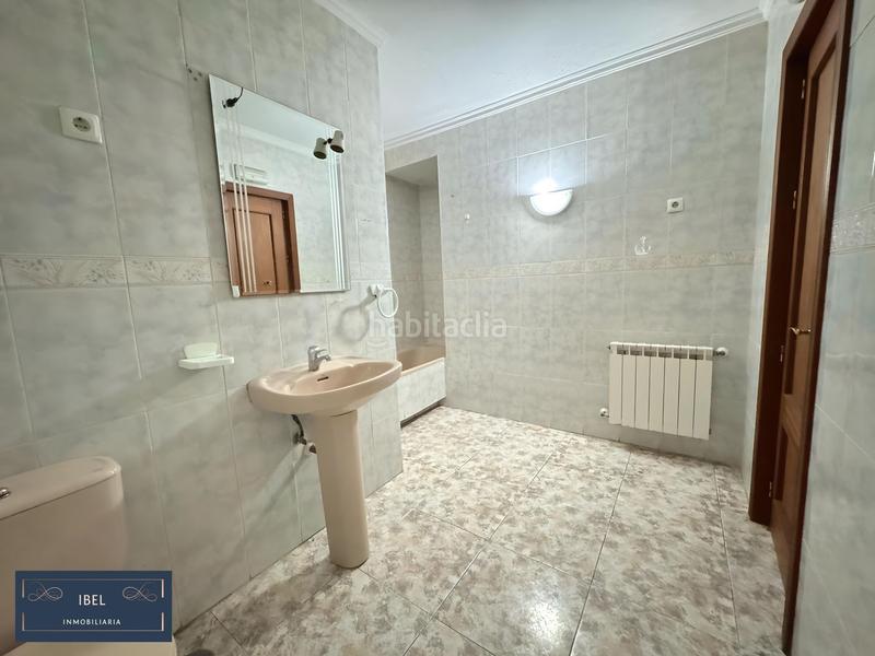 Foto d73531d4-75ce-4a47-ba40-f1353140afeb. Duplex con riscaldamento in Casar (El)