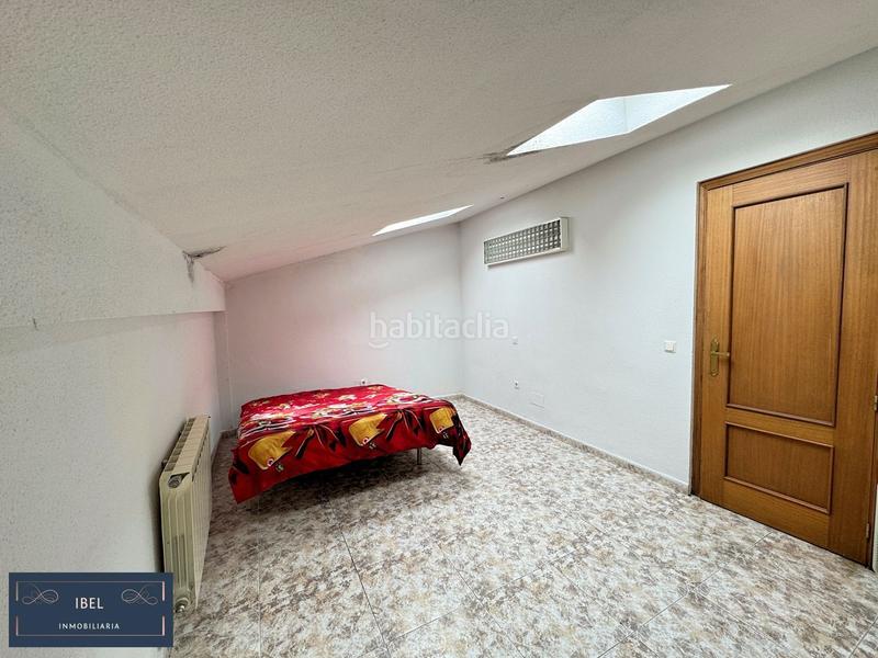 Foto f506c087-51ca-42a8-906b-54f0da8a02b3. Duplex con riscaldamento in Casar (El)