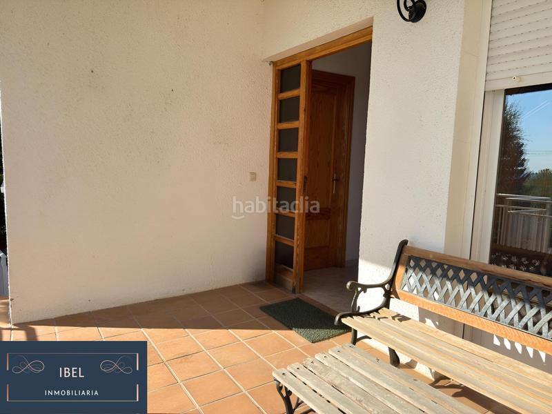 Foto a1b9d6e4-13e6-4855-a61d-572a95dad345. Chalet  independiente en urbanización el coto en el casar en Casar (El)