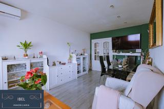 Flat  Calle real