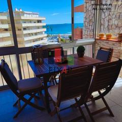 Piso en Carrer d'hiplit lzaro 16. Piso en venta, ltimo piso con vistas al mar y parking incluido