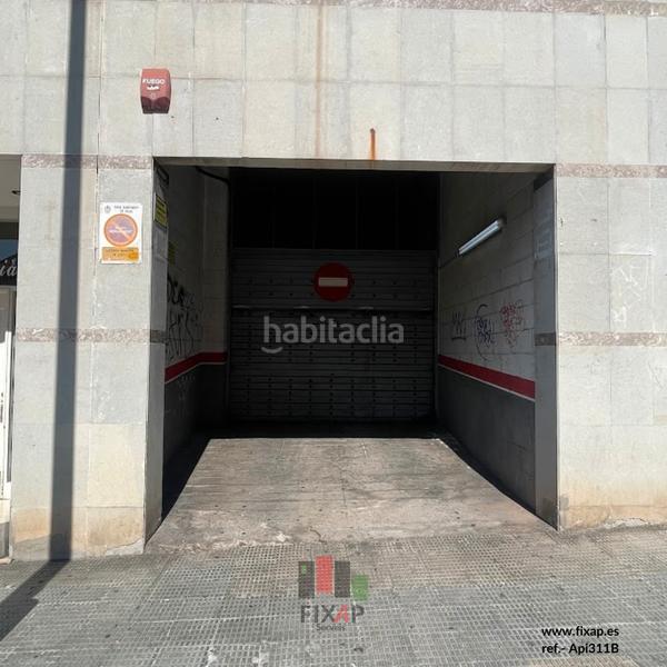 Foto 046059bc-b73f-4b8a-b40d-eb024fcfbbe4. Autoparkplatz in Centre Reus