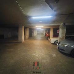 Parking coche  Carrer del monestir de poblet. Plaza de parking + trastero  en monestir de poblet
