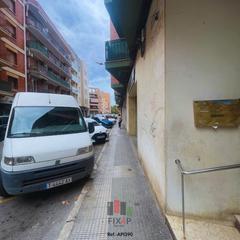 Parking coche  Carrer del monestir de poblet. Plaza de parking + trastero  en monestir de poblet