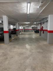 Aparcament de moto a Carrer de borgonyó 10. Parking para moto en venta en sabadell- zona centre
