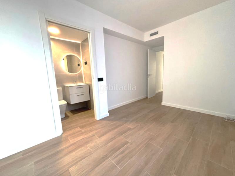 Foto 15bd2a8b-5d15-4edf-919a-3eb9b1899c06. Piso ático dúplex zona centro , 100 m2, terraza 45 m2, 3 hab., 2 baños, buhardilla. en Sabadell