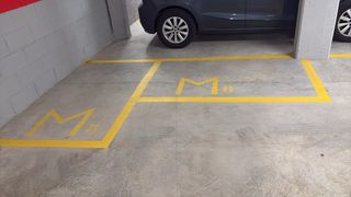 Aparcament de moto a Carrer de borgonyó 10. Plaza de parking moto en sabadell zona centre hostafrancs c/ bor