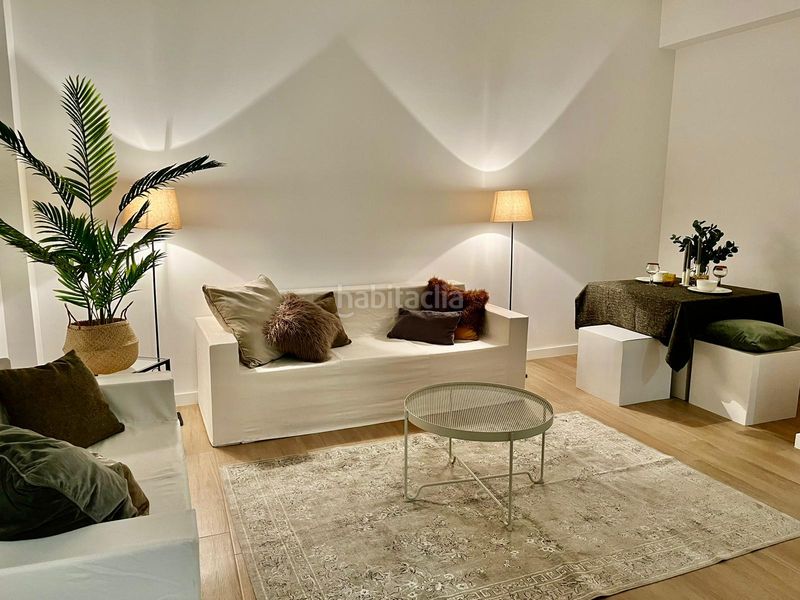 Foto fdbe89a4-f6c7-4eb8-a036-a679e8fc0523. Duplex with heating pool in Estruch-Eixample Prat de Llobregat (El)