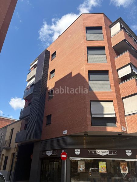 Foto f6e9d0b4-4a1a-4eff-8df2-216d04cc6326. Posto auto in Estruch-Eixample Prat de Llobregat (El)
