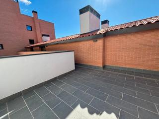 Àtic a Hostafrancs. Ático dúplex  zona centro de sabadell, 100 m2, terraza 45 m2, 3