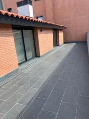 Ático en Hostafrancs. Ático dúplex  zona centro de sabadell, 100 m2, terraza 45 m2, 3