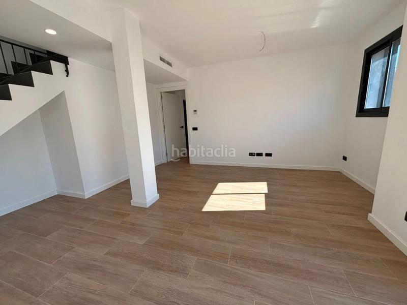 Foto e0cf7447-3b95-49b4-9f6f-ce0e29292686. Duplex with heating in Hostafrancs Sabadell