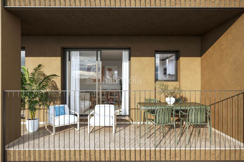 Foto a04d1c8f-6681-4c79-a496-5b9a550a0ca0. Planta baixa 84m<sup>2</sup> amb piscina a Eixample Sud - La Barceloneta Prat de Llobregat (El)