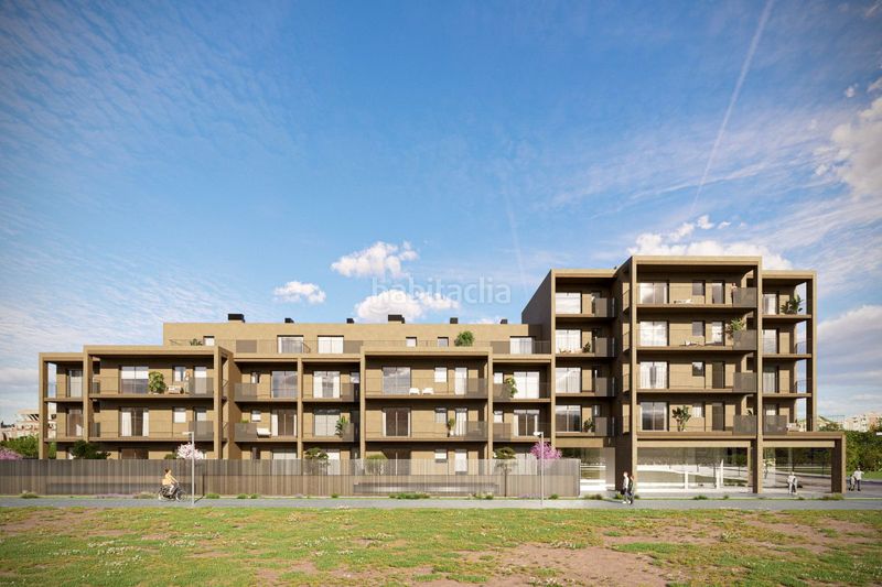 Foto 0355bd7c-5a97-4b28-9cc7-8f8783f305ab. Planta baixa 84m<sup>2</sup> amb piscina a Eixample Sud - La Barceloneta Prat de Llobregat (El)
