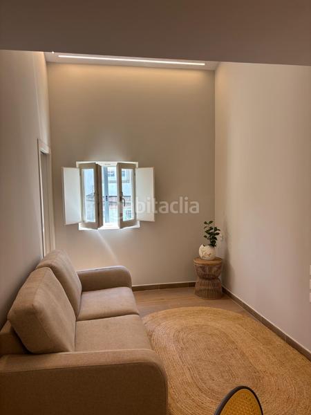 Foto 8258eeaf-1eb3-46c9-88df-4479b5984e41. Lloguer dúplex amb calefacció a Campus Norte - San Caetano Santiago de Compostela