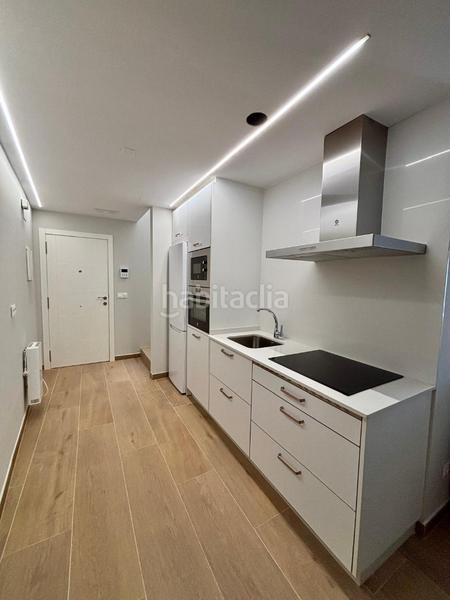 Foto 5c61e8e7-d9b2-4094-aae6-5c45e5ee3de3. Miete zweistöckige wohnung mit heizung in Campus Norte - San Caetano Santiago de Compostela