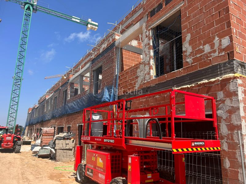 Foto 3d6d7a8c-af12-4d55-b026-3a965da0045b. Promoción Marella Puig en El Puig de Santa Maria. Edificio viviendas de obra nueva