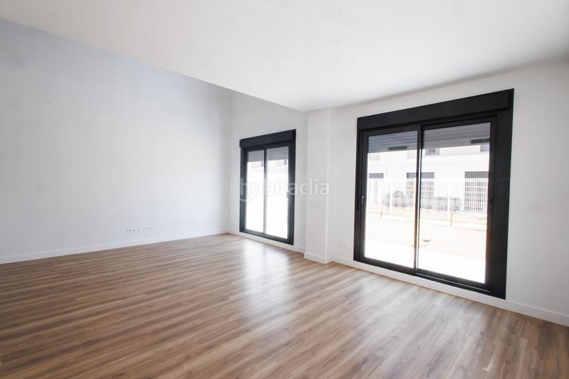 Foto fe09dbb8-5934-498f-97fb-b1eca9dc282d. Chalet 216m<sup>2</sup> en palmas altas. Sevilla. parcela r. sector susdbp en Sevilla