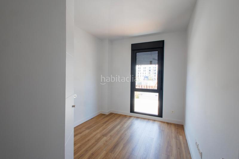 Foto a57d0f26-5a38-4e36-bb7b-cc6c24fa53fa. Chalet 216m<sup>2</sup> en palmas altas. Sevilla. parcela r. sector susdbp en Sevilla