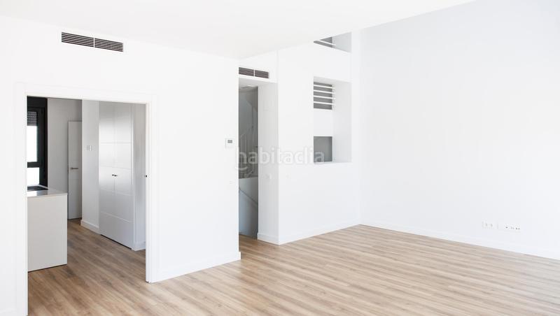 Foto d60f815f-8b88-4e79-aac9-6753d97c4fda. Chalet 216m<sup>2</sup> en palmas altas. Sevilla. parcela r. sector susdbp en Sevilla