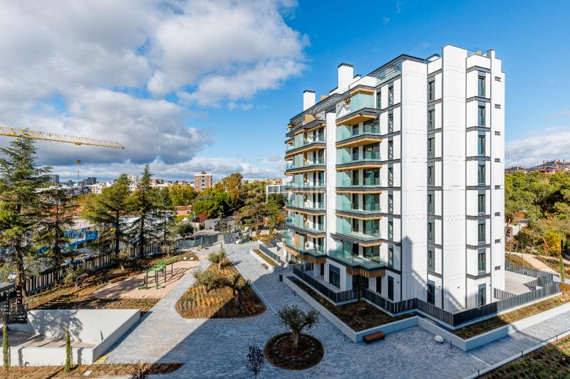 Foto f9e8d664-cf05-41d2-a69b-cdbb720fc963. Appartement 124m<sup>2</sup> dans mesena 80b dans Pinar del Rey Madrid