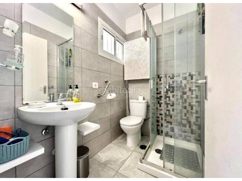 Foto ec8ffe5b-fbce-492e-9c4e-b3280bcfb0cf. Piso oportunidad única en el corazón de la ciudad en Arona