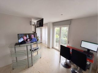 Flat in Calle san josé de pignatelli 23. Oportunidad en el centro piso con balcón en esquina en josé de p