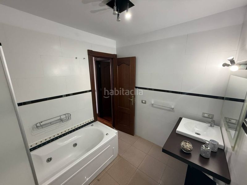 Foto de1a5e64-e91d-4050-a0f6-4886021badd4. Lloguer pis amb aparcament a Playa Fañabé Alto Adeje