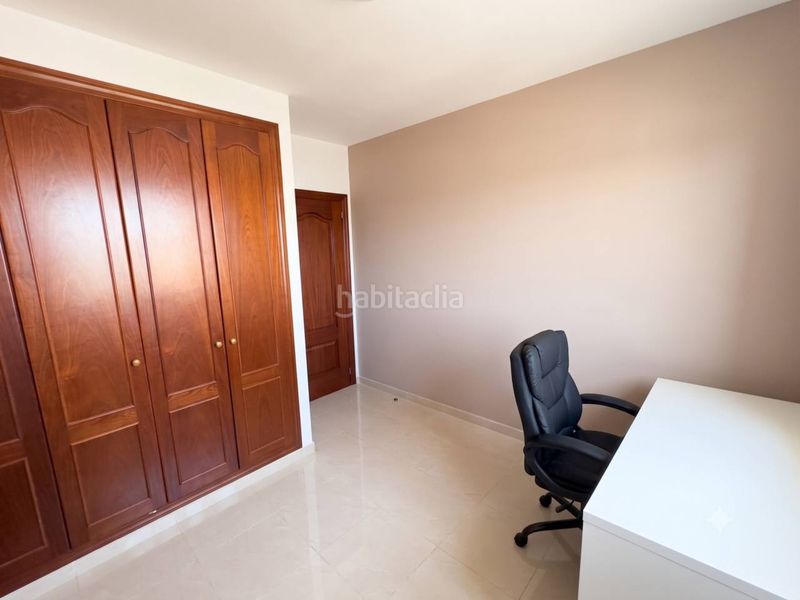 Foto db814014-591a-4c9a-9dc0-24ec2459c444. Pis a calle paseo areca 1 a Las Rosas Arona