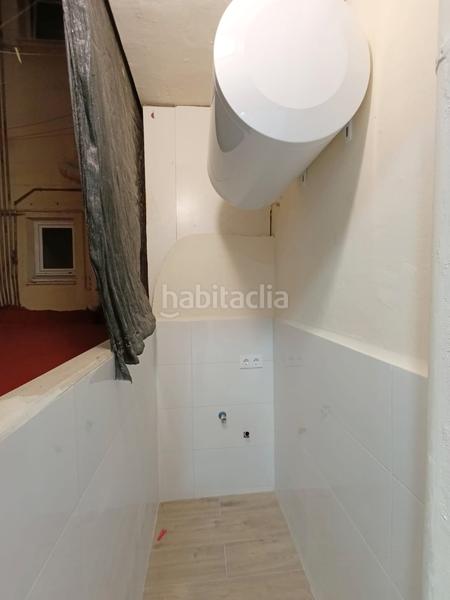 Foto ab7445d6-bcb7-4518-9b22-0afca84e597e. Alquiler piso en Prosperitat Barcelona