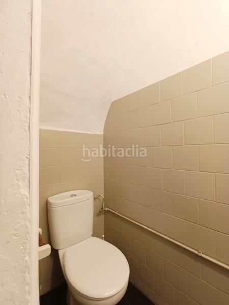 Foto b3da9335-cf16-4dc6-a91d-99c607646732. Lloguer local comercial a St. Pere - Sta. Caterina - El Born Barcelona