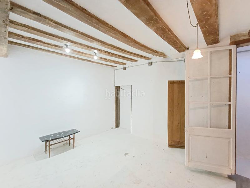 Foto e895dad2-6ecf-42a0-a229-2d6de71f23a3. Lloguer local comercial a St. Pere - Sta. Caterina - El Born Barcelona